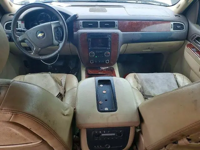 2011 CHEVROLET SUBURBAN C1500 LTZ  