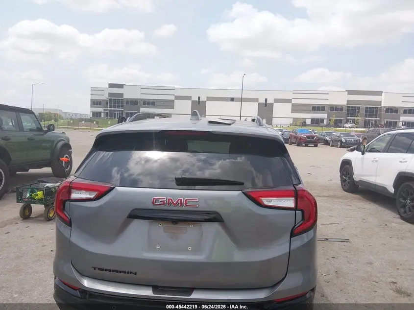 2024 GMC TERRAIN FWD SLE