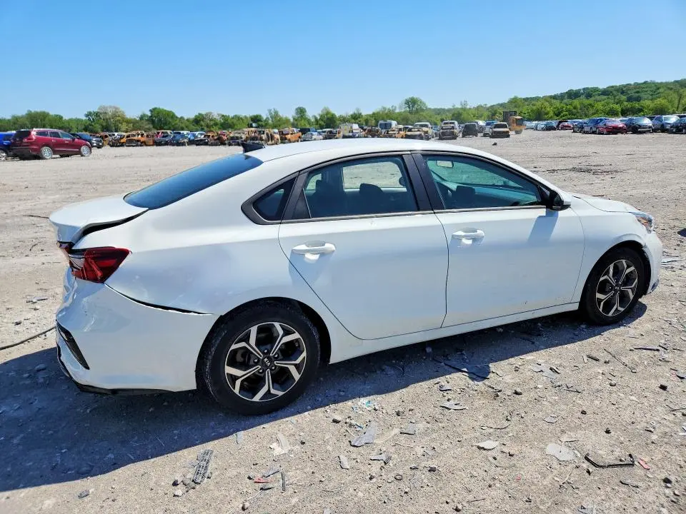 2019 KIA FORTE LXS  