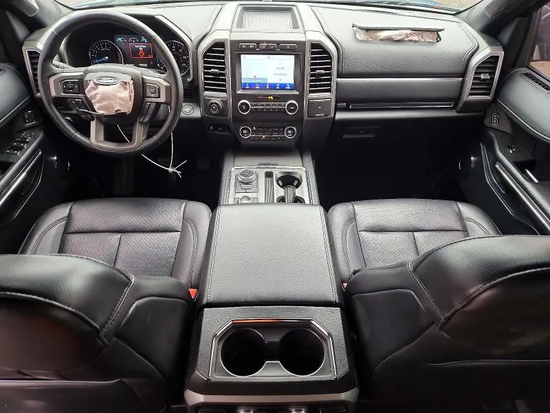 2021 FORD EXPEDITION XLT  