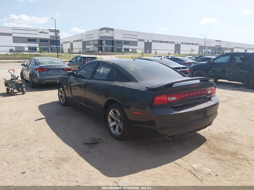 2012 DODGE CHARGER SE