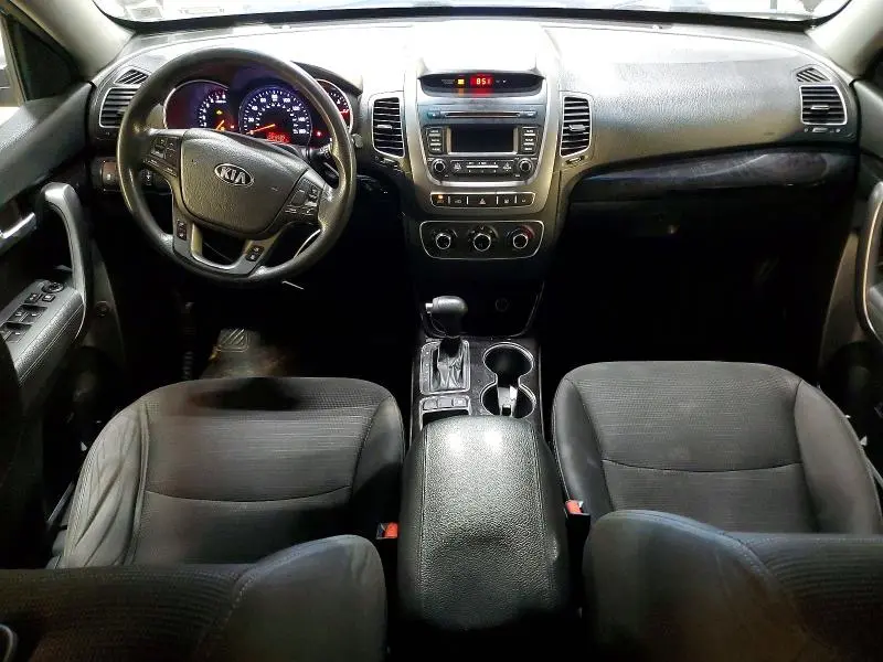 2014 KIA SORENTO LX  