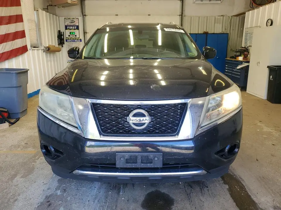 2014 NISSAN PATHFINDER SV  