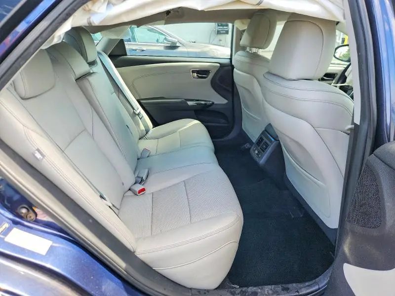 2018 TOYOTA AVALON LIMITED  