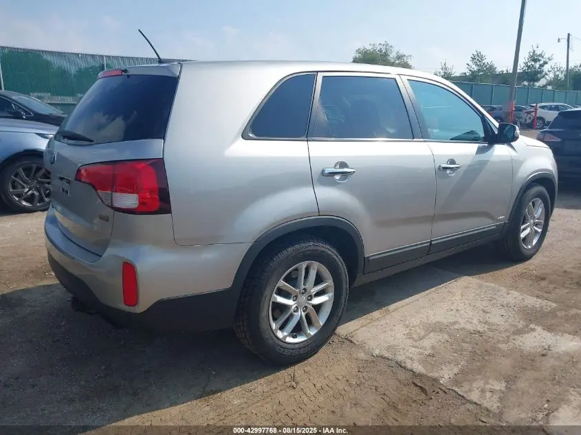2014 KIA SORENTO LX