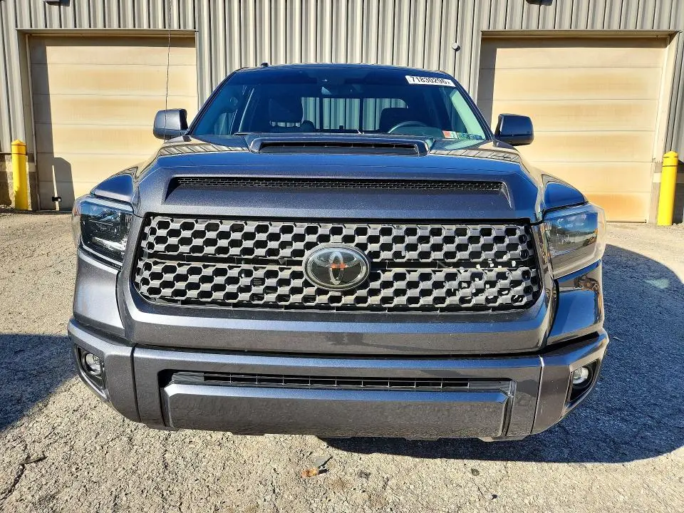 2019 TOYOTA TUNDRA SR5  