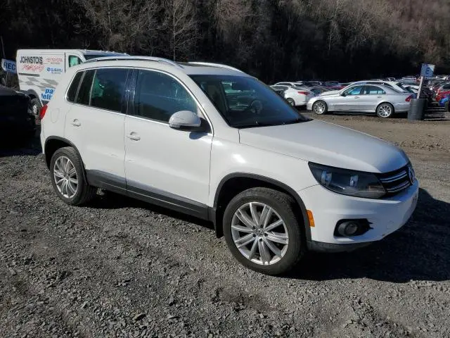 2013 VOLKSWAGEN TIGUAN S  