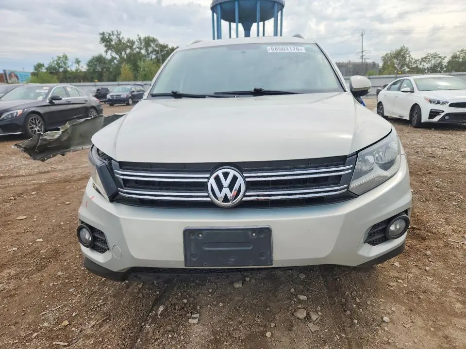 2012 VOLKSWAGEN TIGUAN S  