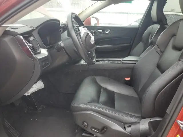 2019 VOLVO XC60 T5 MOMENTUM  