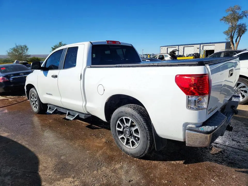 2013 TOYOTA TUNDRA DOUBLE CAB SR5  