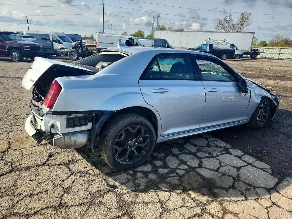 2023 CHRYSLER 300 TOURING L  