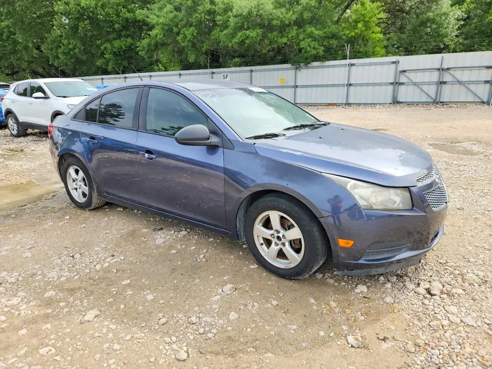 2013 CHEVROLET CRUZE LS  