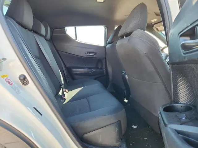 2018 TOYOTA C-HR XLE  