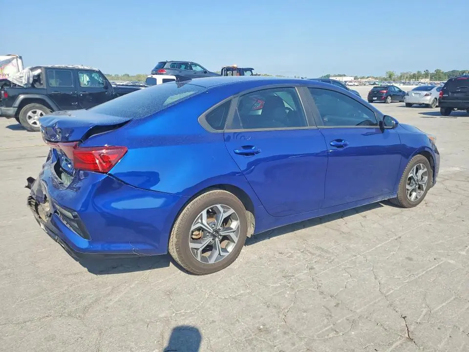 2019 KIA FORTE LXS  