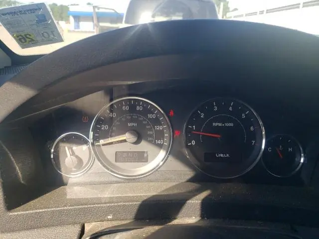 2010 JEEP GRAND CHEROKEE LAREDO  