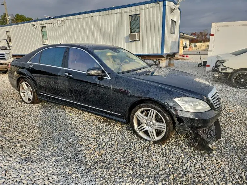2013 MERCEDES-BENZ S 550  