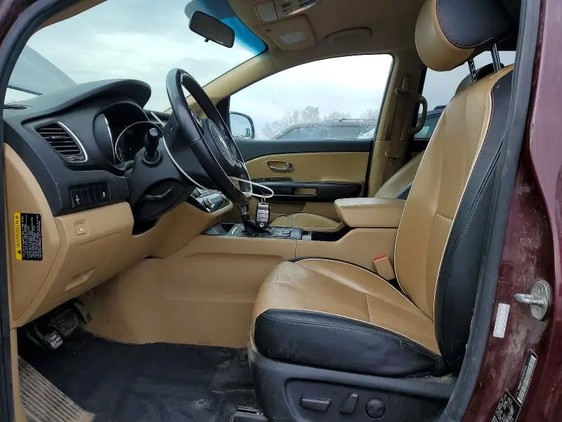 2018 KIA SEDONA LX  