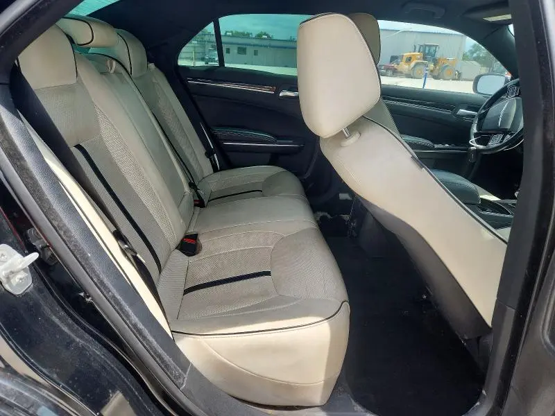 2014 CHRYSLER 300   