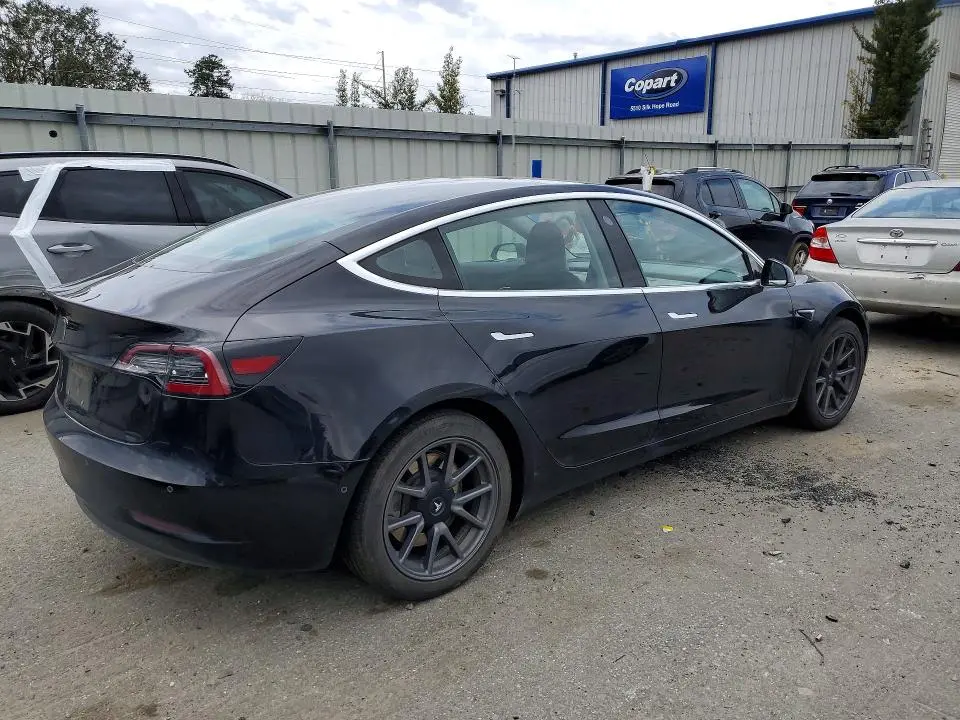2018 TESLA MODEL 3   