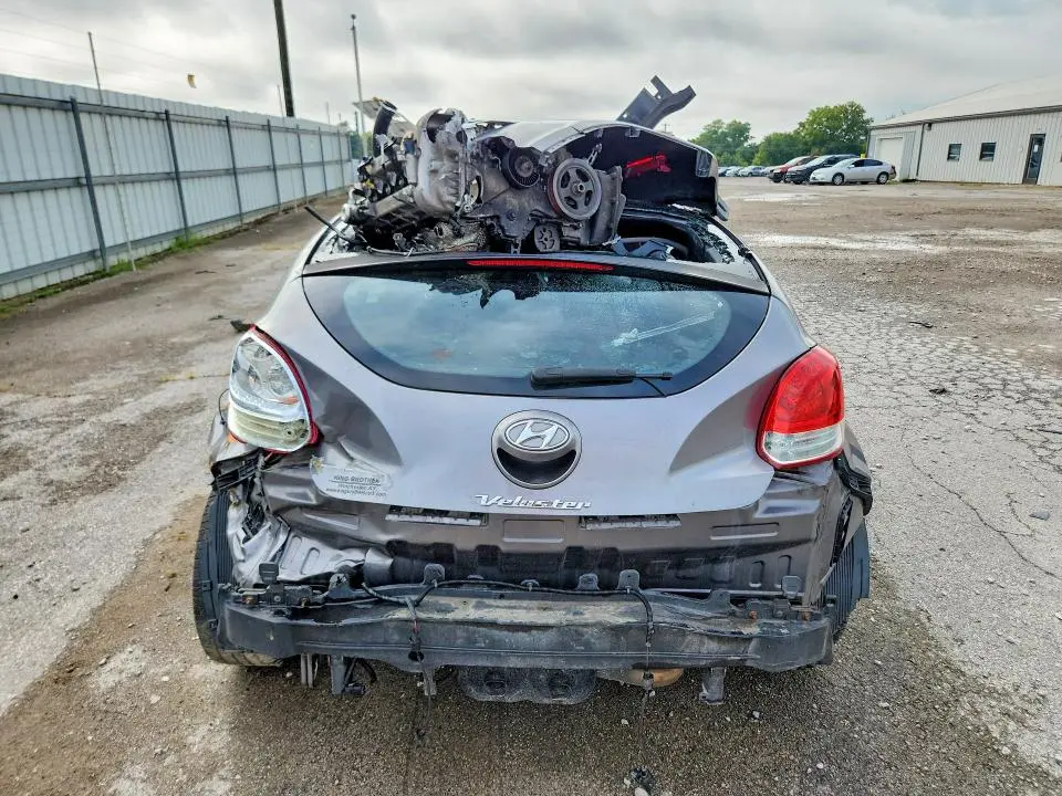 2012 HYUNDAI VELOSTER BASE  