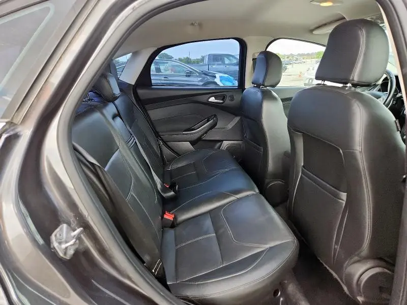 2015 FORD FOCUS TITANIUM  