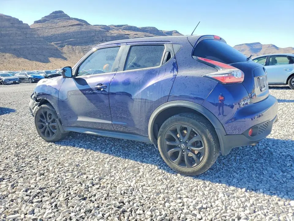2015 NISSAN JUKE SV  