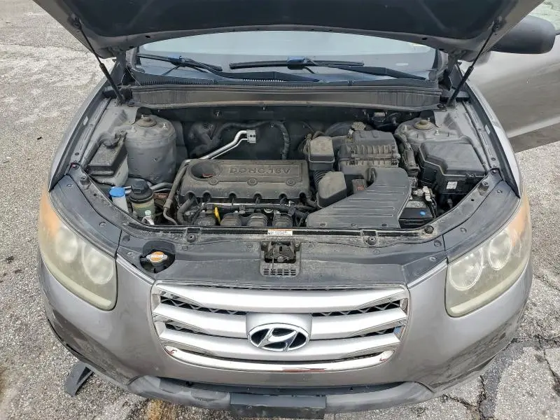 2012 HYUNDAI SANTA FE GLS  