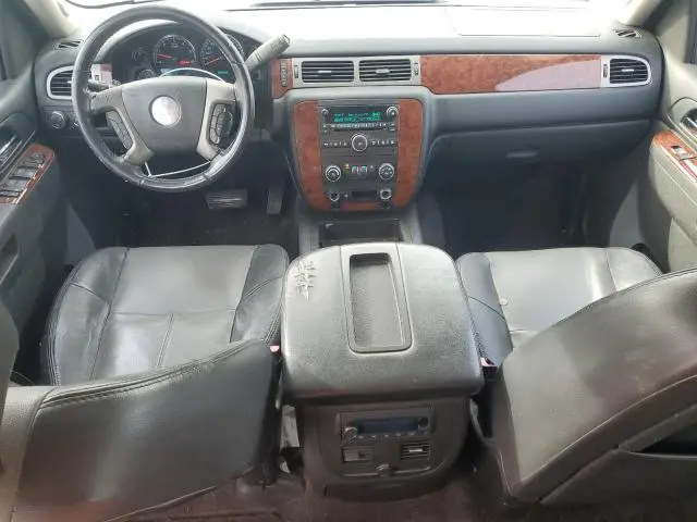 2011 CHEVROLET AVALANCHE LS  