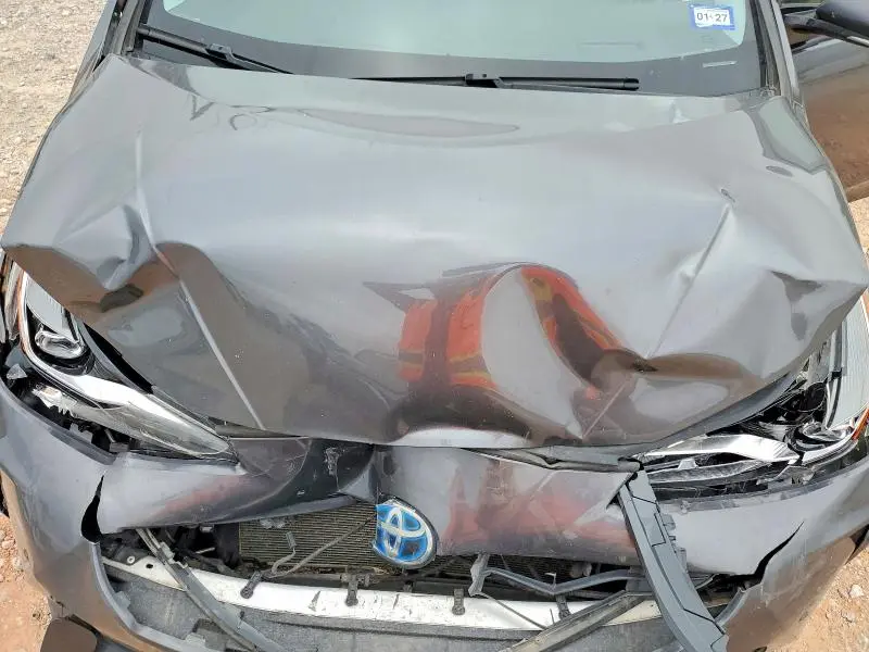 2019 TOYOTA PRIUS LIMITED  