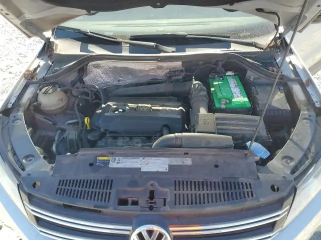 2015 VOLKSWAGEN TIGUAN S  