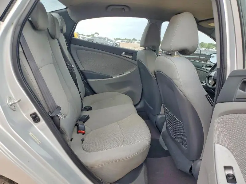 2014 HYUNDAI ACCENT GLS  