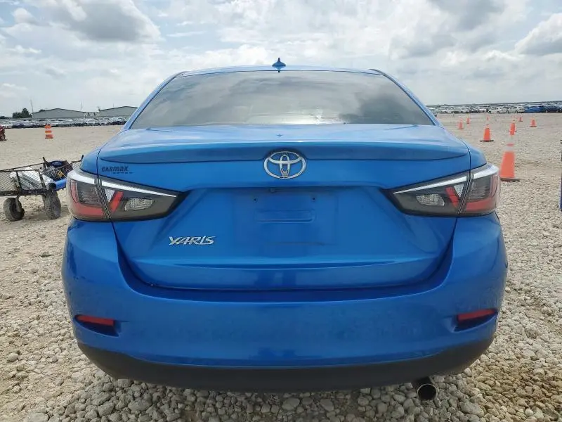 2019 TOYOTA YARIS L  