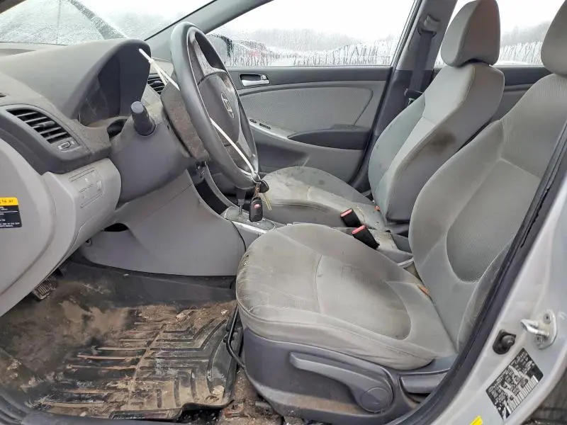 2013 HYUNDAI ACCENT GLS  