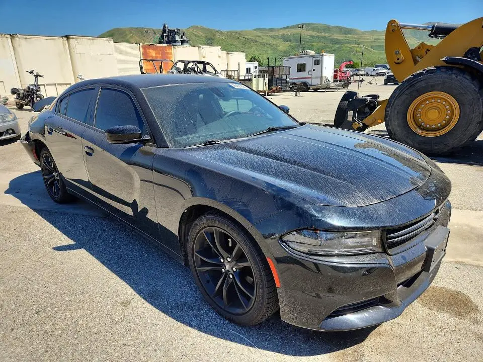 2018 DODGE CHARGER SXT  