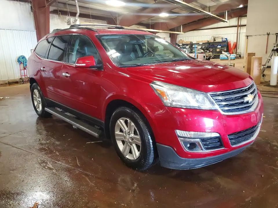 2014 CHEVROLET TRAVERSE LT  