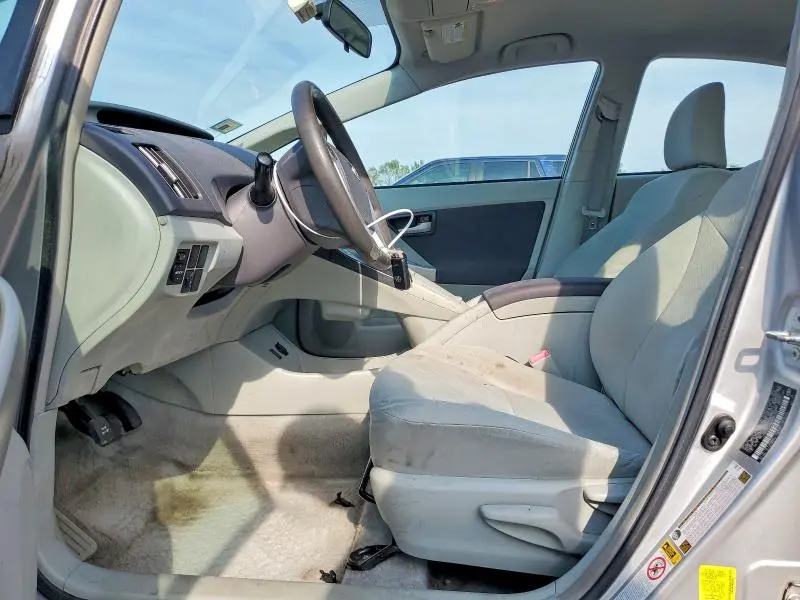 2011 TOYOTA PRIUS TWO  