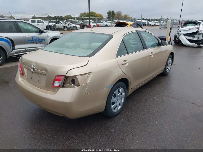 2011 TOYOTA CAMRY LE