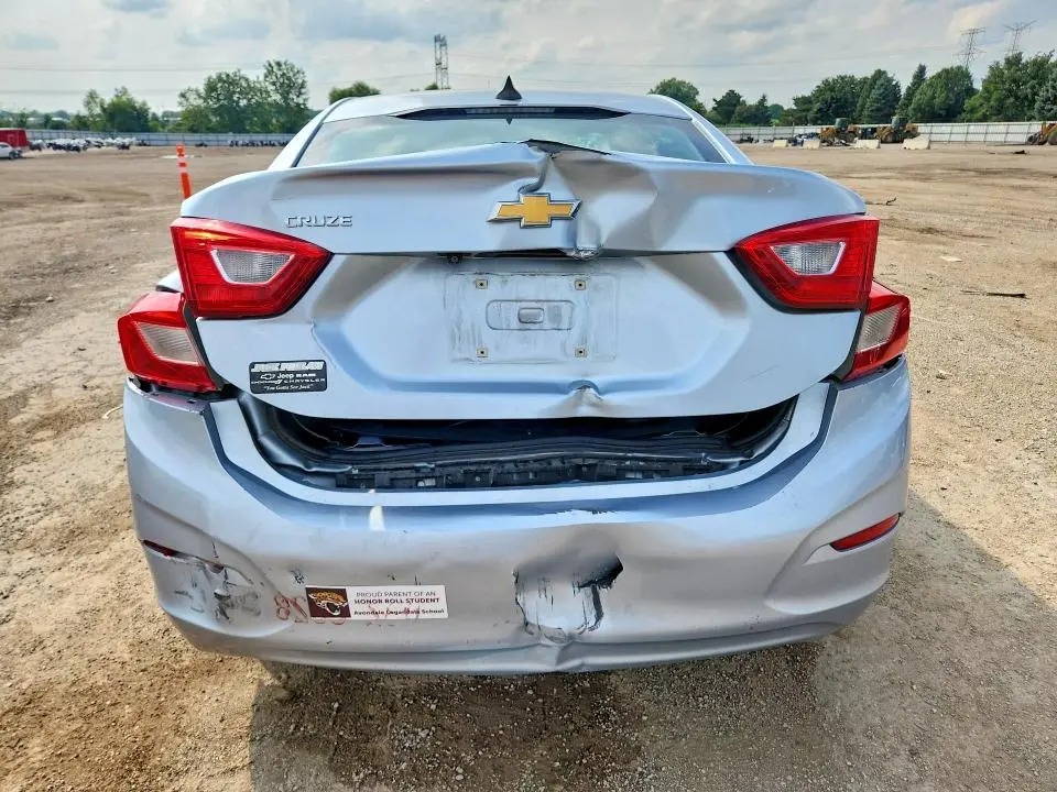 2017 CHEVROLET CRUZE LS  