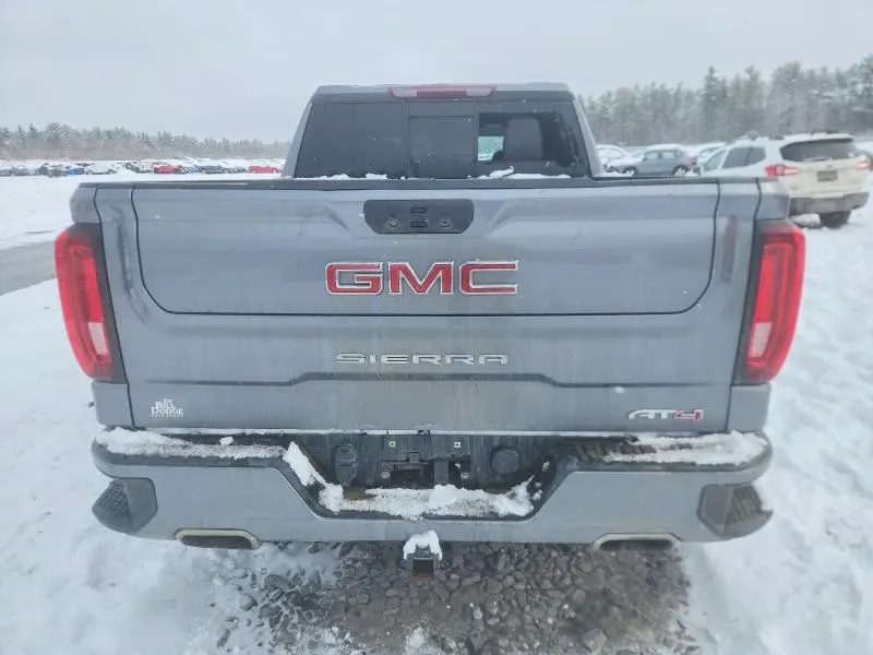 2021 GMC SIERRA K1500 AT4  