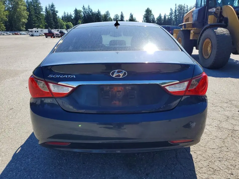 2012 HYUNDAI SONATA GLS  