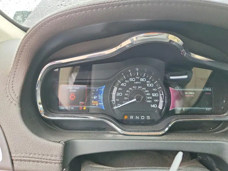 2018 LINCOLN MKT   