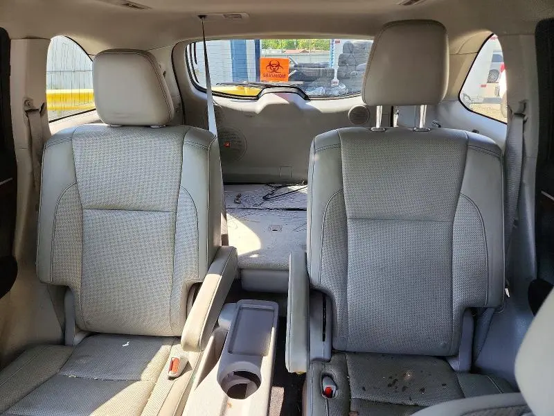 2016 TOYOTA HIGHLANDER LIMITED  