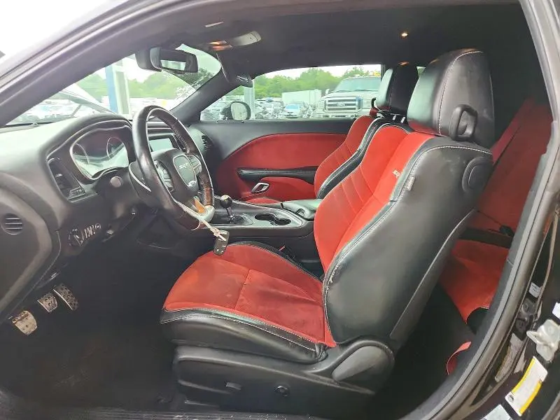 2016 DODGE CHALLENGER SRT 392  
