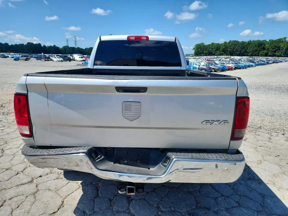 2016 RAM 1500 ST  