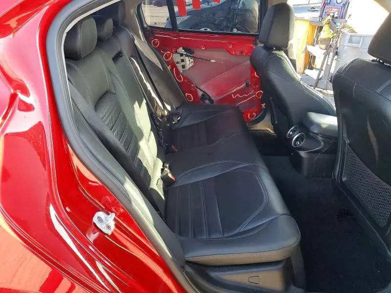 2019 ALFA ROMEO GIULIA TI  