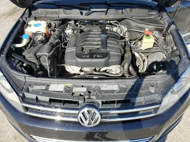 2014 VOLKSWAGEN TOUAREG V6  