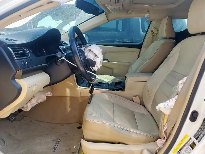 2015 TOYOTA CAMRY LE  