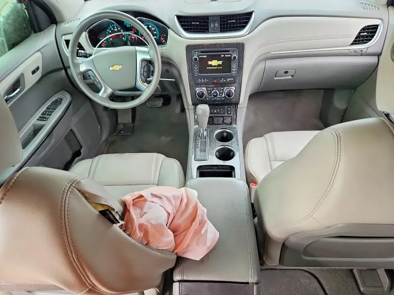 2017 CHEVROLET TRAVERSE PREMIER  