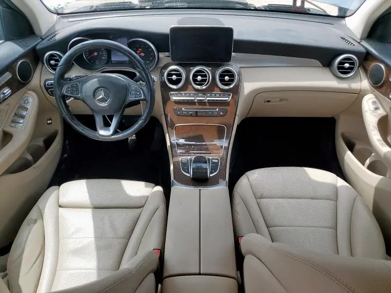 2016 MERCEDES-BENZ GLC 300  