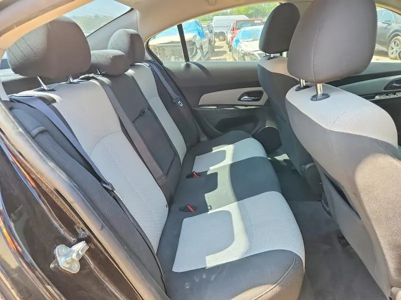 2011 CHEVROLET CRUZE LS  